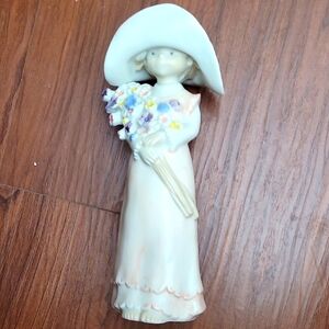 Vintage Kinka Figurine with Hat and Flowers